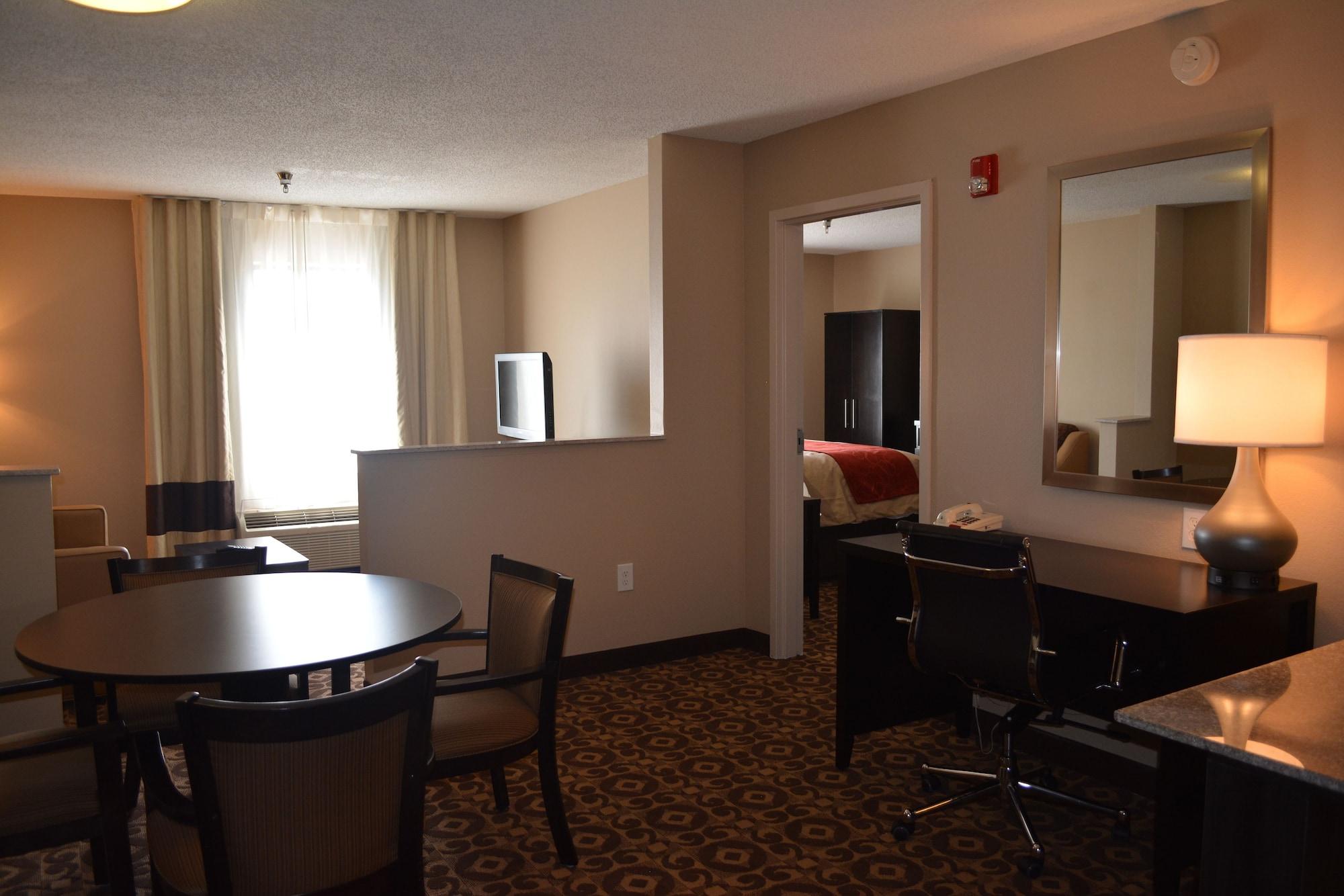Comfort Inn & Suites Trussville I-59 Exit 141 Екстер'єр фото