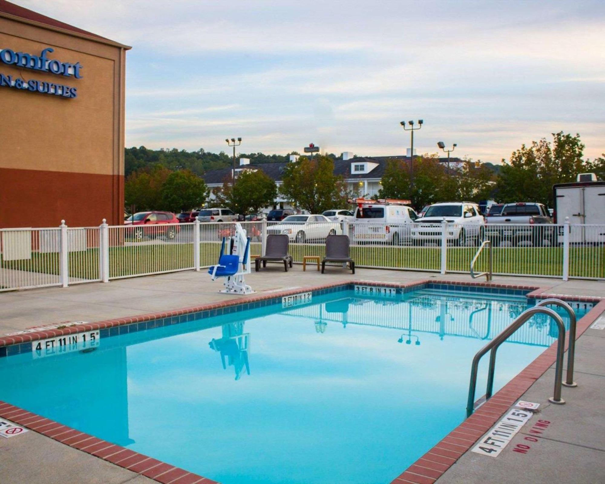 Comfort Inn & Suites Trussville I-59 Exit 141 Екстер'єр фото