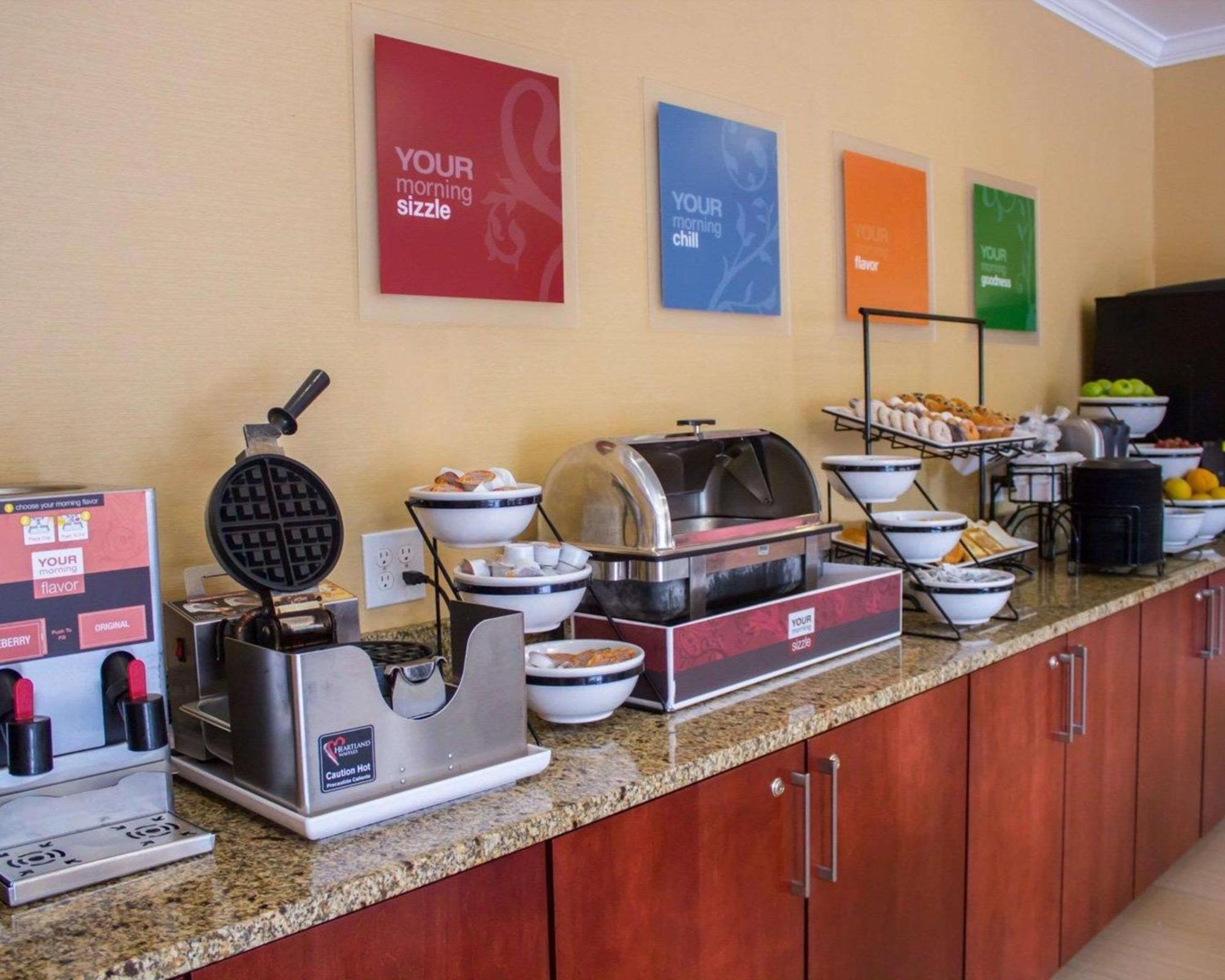 Comfort Inn & Suites Trussville I-59 Exit 141 Екстер'єр фото